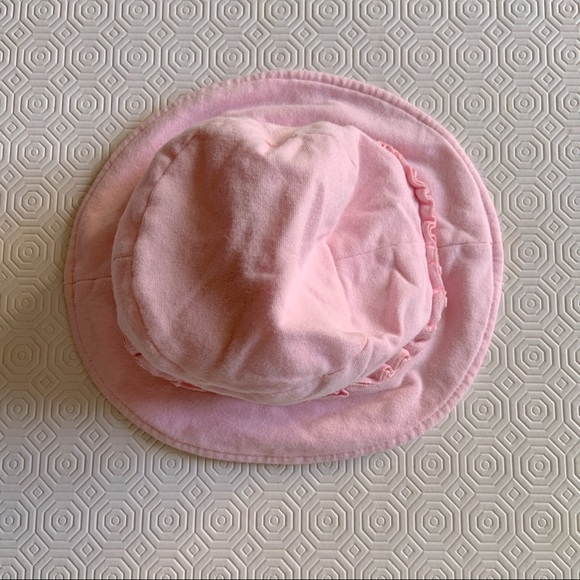 [2 for 15$✨] Pink Gap Hat 👒 - Picture 2 of 3